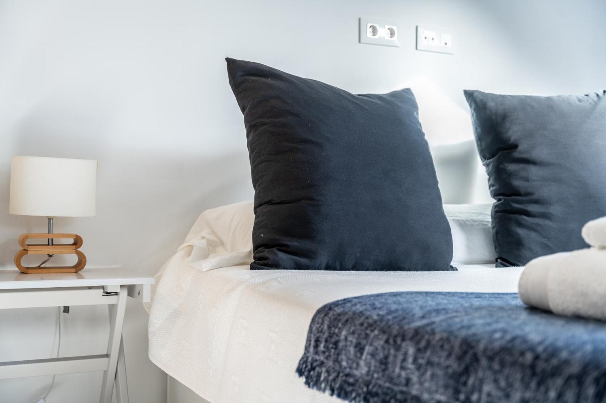 New And Bright Puertochico Attic Apartment ซานตานเดร์ ภายนอก รูปภาพ